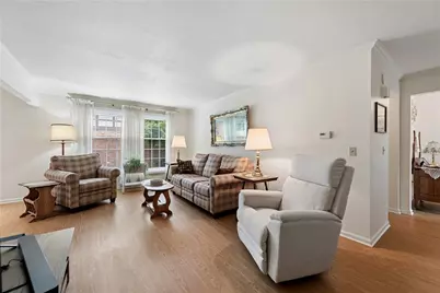 1818 Foxcroft Lane #806, Pittsburgh, PA 15101 - Photo 16
