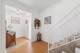1818 Foxcroft Ln, Pittsburgh, PA 15101 - Photo 4