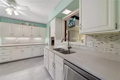 1818 Foxcroft Lane #806, Pittsburgh, PA 15101 - Photo 10