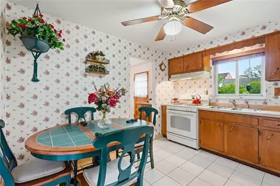 551 Millers Lane, Pittsburgh, PA 15239 - Photo 14