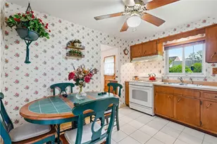 551 Millers Ln, Pittsburgh, PA 15239 - Photo 14