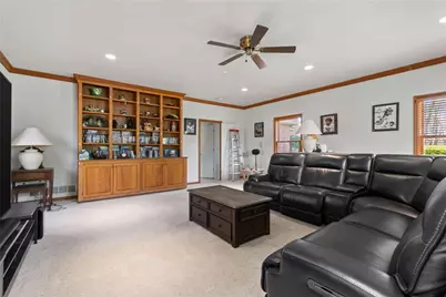 544 Green Parrot Ln, Fawn Township, PA 15065 - Photo 12