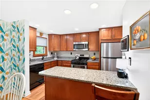 1801 Vollmer Dr, Pittsburgh, PA 15116 - Photo 8