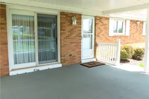 640 Longvue Dr, Chartiers, PA 15342 - Photo 32