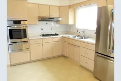 640 Longvue Drive, Chartiers, PA 15342 - Photo 8