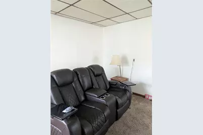 311 Strawberry Alley, New Brighton, PA 15066 - Photo 2