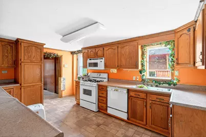 571 Main Street, North Huntingdon, PA 15642 - Photo 6
