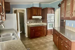 126 York Rd, Cranberry Township, PA 16066 - Photo 8
