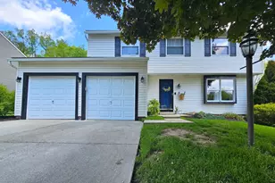 135 Cannon Dr, Hempfield Township, PA 15601 - Photo 2