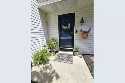 135 Cannon Drive, Hempfield Township, PA 15601 - Photo 4