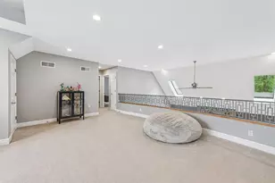 300 Hardy Dr, Pittsburgh, PA 15241 - Photo 28