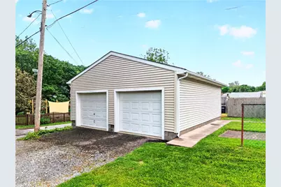 101 Ambridge Ave., Leet Township, PA 15003 - Photo 8