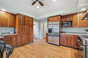 1363 Shady Ave, Pittsburgh, PA 15217 - Photo 10