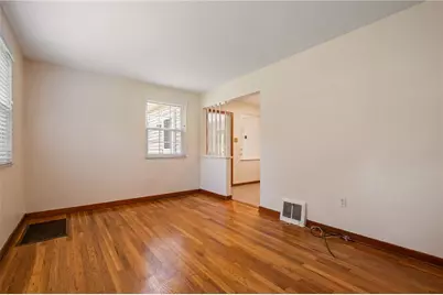 9246 Mary Ave, Pittsburgh, PA 15237 - Photo 2