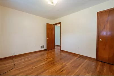 9246 Mary Ave, Pittsburgh, PA 15237 - Photo 12
