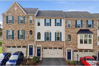 404 Aprilmae Way, Ross Twp, PA 15237 - Photo 1