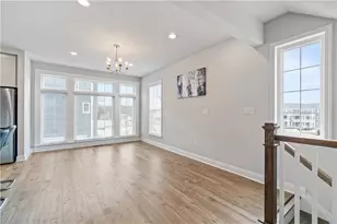 314 Harlequin St, Cranberry Township, PA 16066 - Photo 6