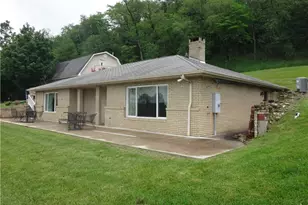 41 Playford Ave, Brownsville, PA 15417 - Photo 2