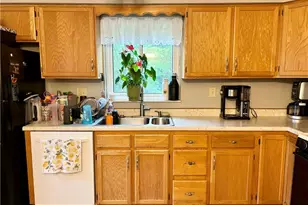 5218 Meadow St, Pittsburgh, PA 15236 - Photo 8