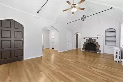 3809 Beechwood Blvd, Pittsburgh, PA 15217 - Photo 2