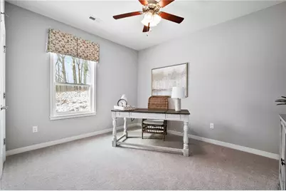 105 Deana Dr, Robinson Twp, PA 15136 - Photo 4