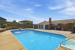 607 Stokes Dr, Elizabeth Twp/Boro, PA 15037 - Photo 40