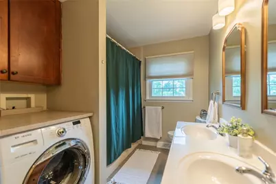 123 Southview Dr, Lancaster Township, PA 16037 - Photo 20