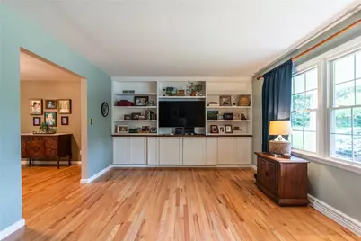 123 Southview Dr, Lancaster Township, PA 16037 - Photo 4