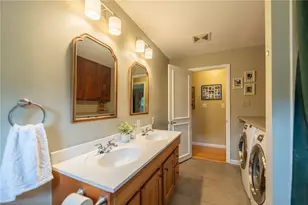 123 Southview Dr, Lancaster Township, PA 16037 - Photo 20