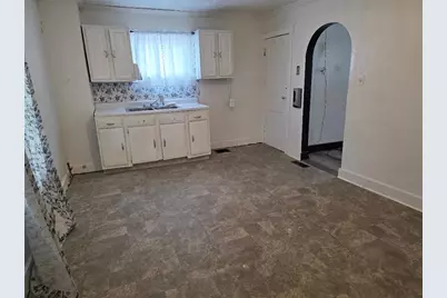 427 Mount Vernon Ave, Coraopolis, PA 15108 - Photo 4