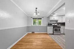 119 Spruce Dr, Pittsburgh, PA 15116 - Photo 10
