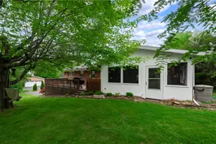 400 Cherokee, Center Township, PA 16001 - Photo 22