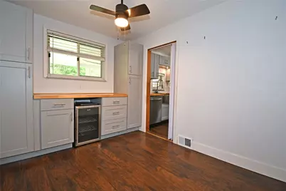433 Ridgemont Dr, Pittsburgh, PA 15220 - Photo 6