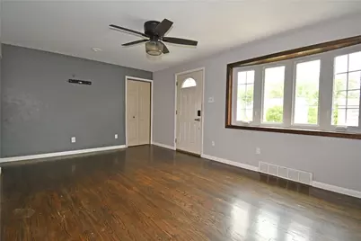 433 Ridgemont Dr, Pittsburgh, PA 15220 - Photo 4