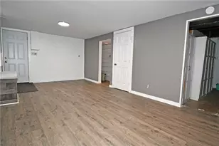 433 Ridgemont Dr, Pittsburgh, PA 15220 - Photo 18