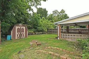 433 Ridgemont Dr, Pittsburgh, PA 15220 - Photo 26