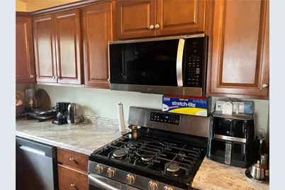 309 Magazine St, Scott Township, PA 15106 - Photo 6