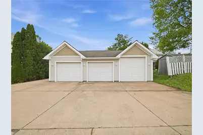 226 College Ave, Grove City Boro, PA 16127 - Photo 24