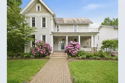 226 College Ave, Grove City Boro, PA 16127 - Photo 1