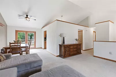 72 4th St, North Irwin, PA 15642 - Photo 4