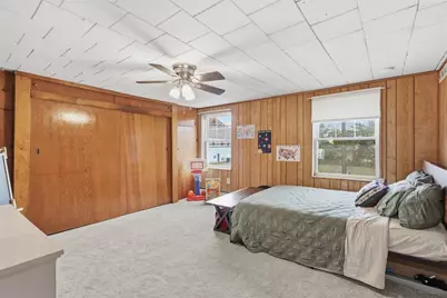 210 Perry Ave, Washington Township, PA 15012 - Photo 28