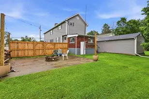 210 Perry Avenue, Washington Township, PA 15012 - Photo 6