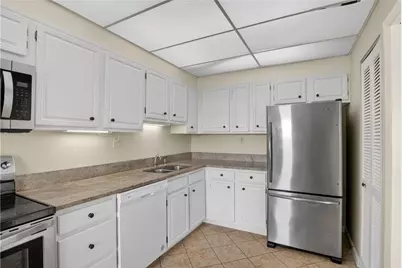 750 Washington Rd #1204, Pittsburgh, PA 15228 - Photo 18