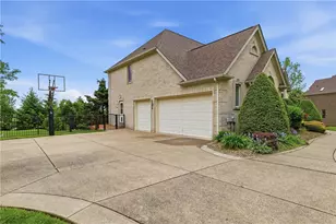4200 Muirfield Cir, Collier Township, PA 15142 - Photo 40