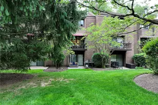 1523 Merion Ln, Oakmont, PA 15139 - Photo 2