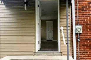 923 7th Ave, Elizabeth Township-Boro, PA 15037 - Photo 10