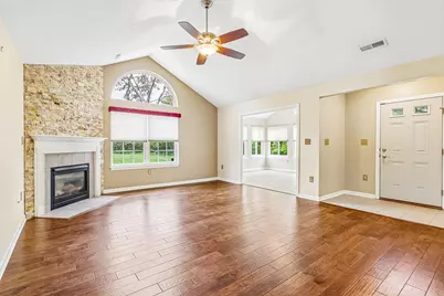 2014 Jamestown Court, Adams Township, PA 16059 - Photo 8