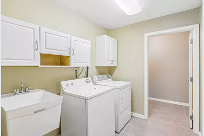 2014 Jamestown Court, Adams Township, PA 16059 - Photo 38