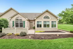 2014 Jamestown Ct, Adams Township, PA 16059 - Photo 1