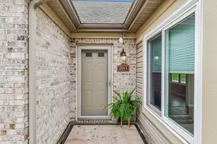 2014 Jamestown Ct, Adams Township, PA 16059 - Photo 4